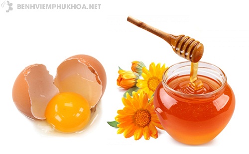bài thuốc dân gian chữa u nang buồng trứng từ sáp ong và trứng gà