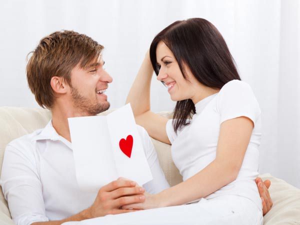 Để tránh bị nấm candida tái phát bạn nên điều trị cùng với chồng của mình
