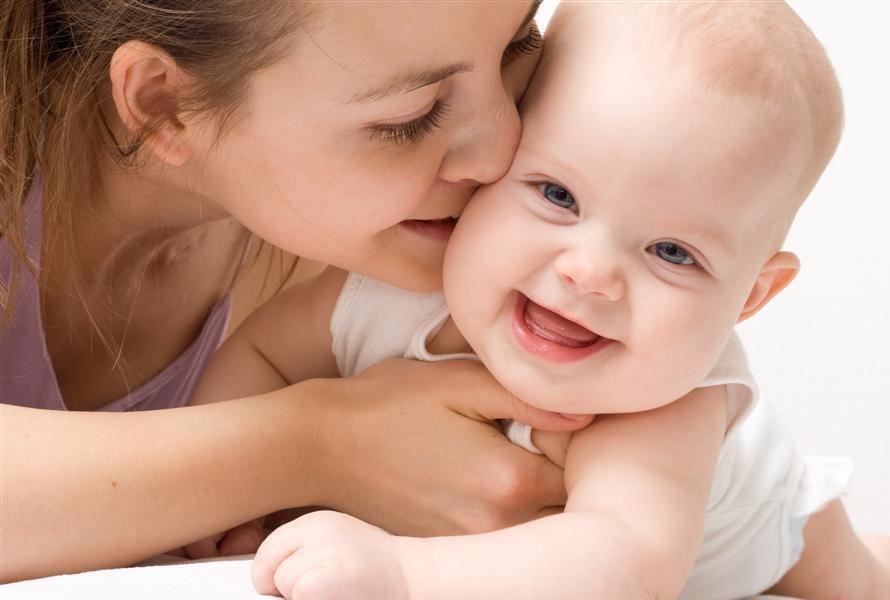Phòng ngừa viêm phần phụ giúp bé và mẹ đều khỏe mạnh sau sinh