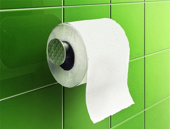 Lau vùng kín bằng giấy vệ sinh không đúng cách sẽ gây bệnh viêm phụ khoa
