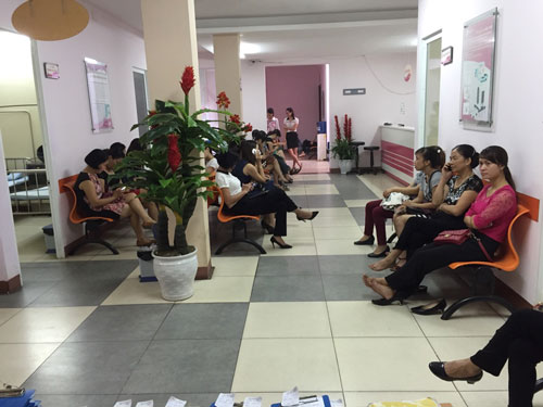 Giá khám phụ khoa ở Hà Nội và quy trình thăm khám