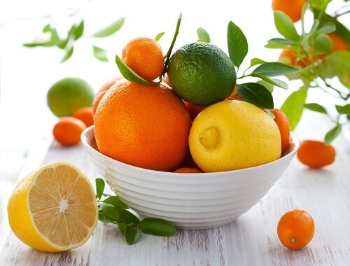 Viêm niệu đạo nên ăn nhiều thực phẩm chứa Vitamin C