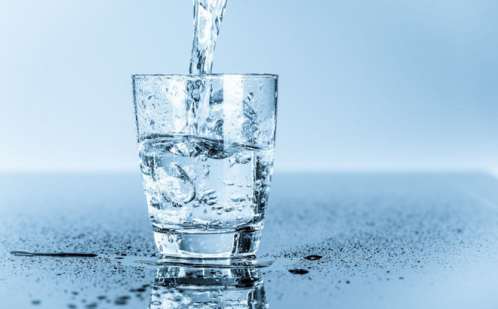 Nên uống nhiều nước lọc trước khi siêu âm