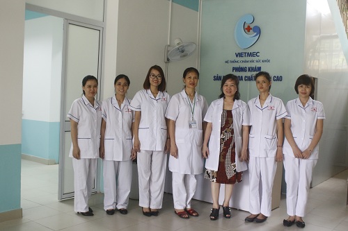 Bệnh viện Vietmec có đội ngũ bác sĩ giàu kinh nghiệm trong việc tiến hành thủ thuật đặt vòng tránh thai nội tiết