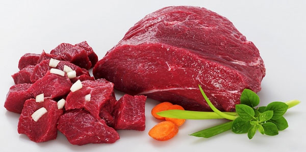 Thịt có màu đỏ chứa nhiều chất béo bão hòa