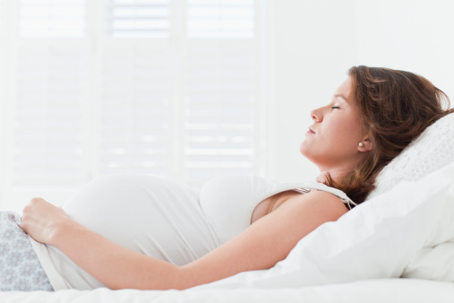 Viêm phụ khoa khi mang thai gây ảnh hưởng đến thai nhi